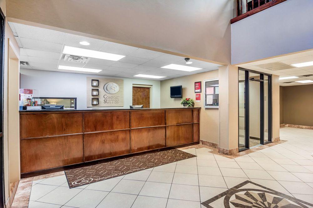 Comfort Suites Columbus State University Area Bagian luar foto