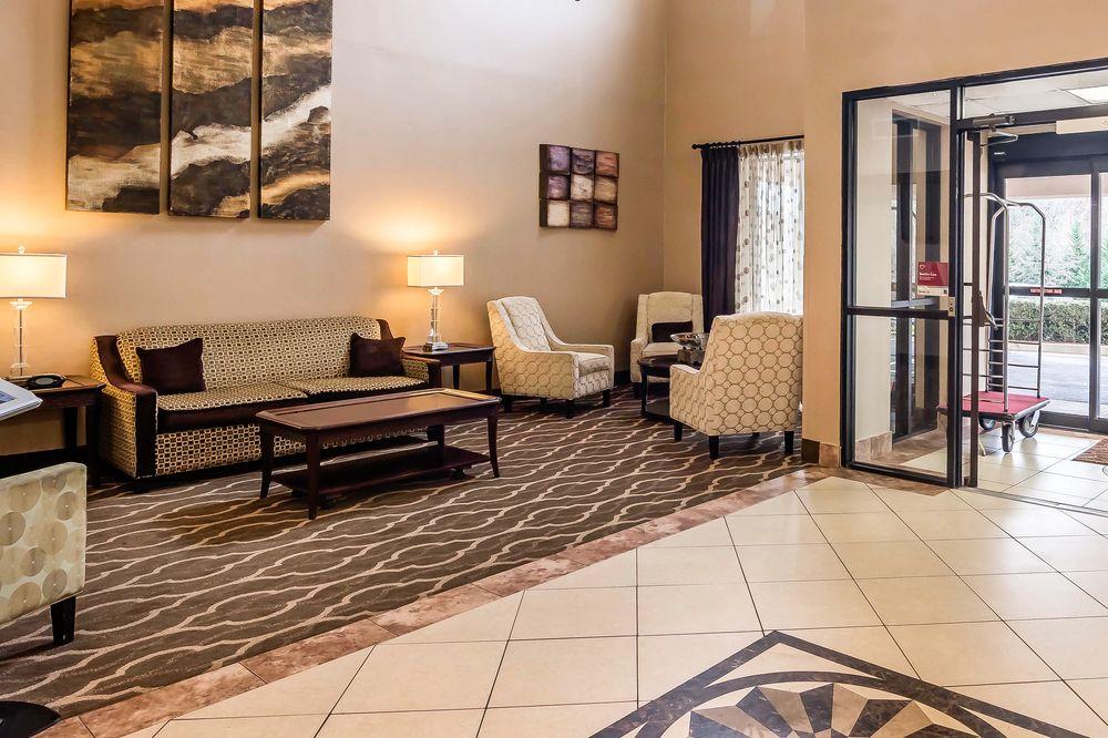 Comfort Suites Columbus State University Area Bagian luar foto
