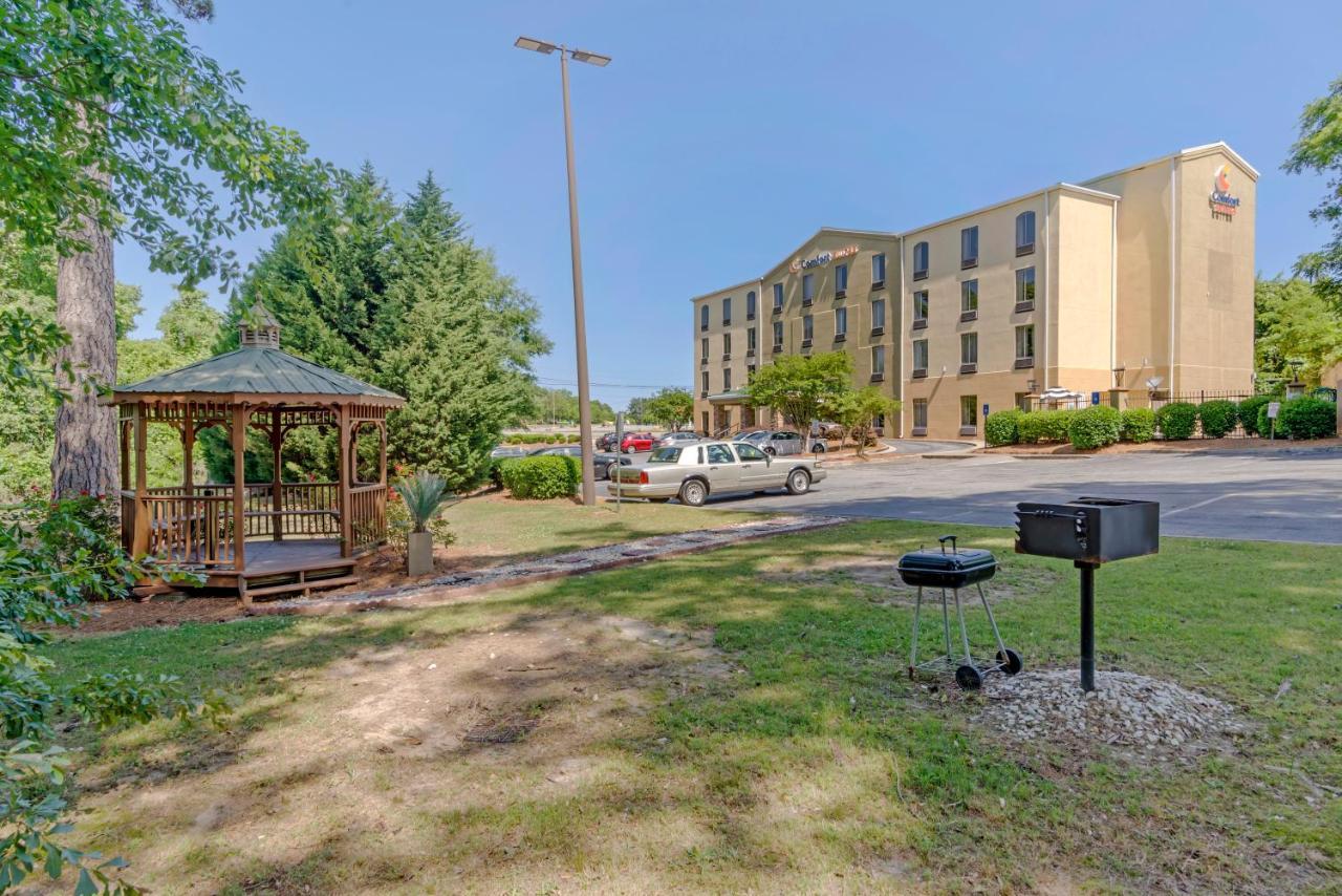 Comfort Suites Columbus State University Area Bagian luar foto
